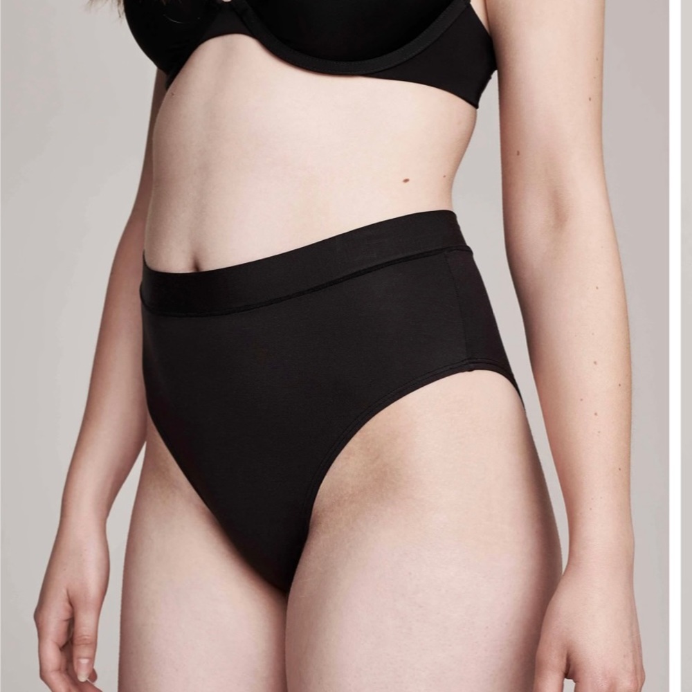 NWT Cuup Highwaist underwear in black modal, size 4/large
